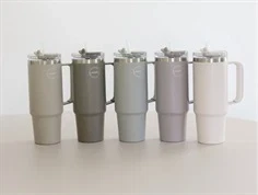 AYA&IDA light grey termokop med sugerør 885ml